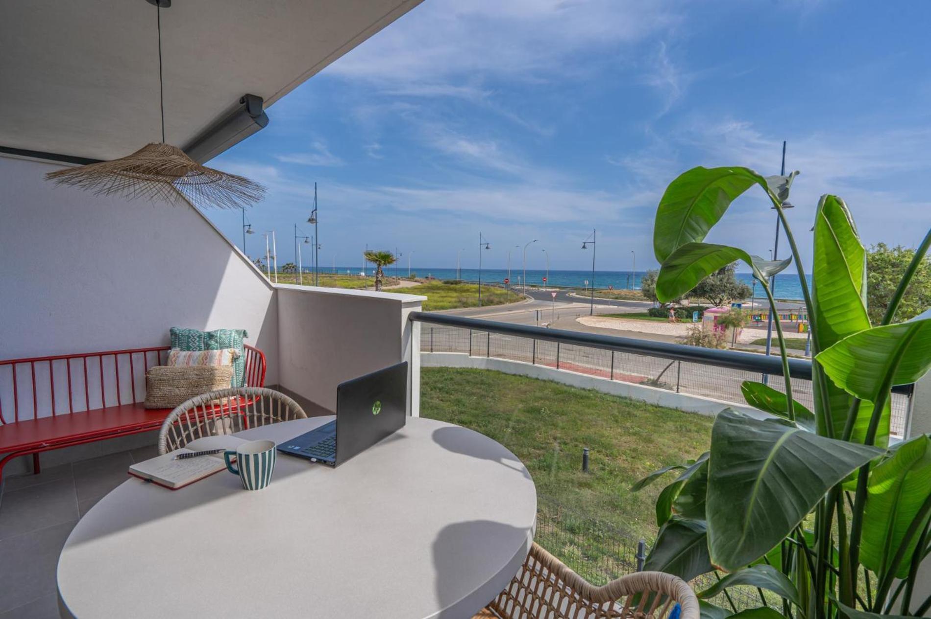 Apartamento Heima In Front Of The Sea Málaga Exterior foto